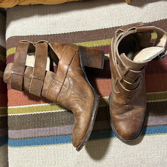 Freebird by Steven Rollin Boots - Picture 2 of 6